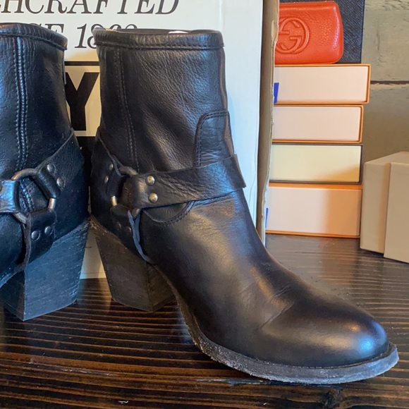 Frye Tabitha Harness Short in Black - Picture 7 of 17